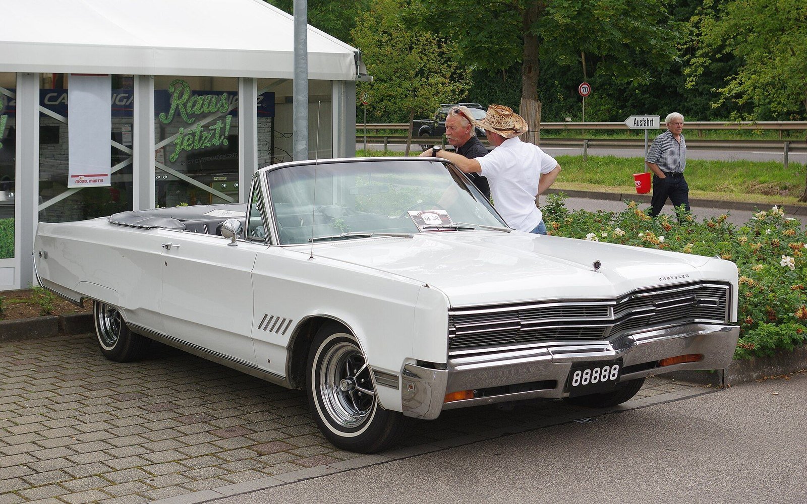 Automóvel Chrysler atendido pela Isac Car em Curitiba